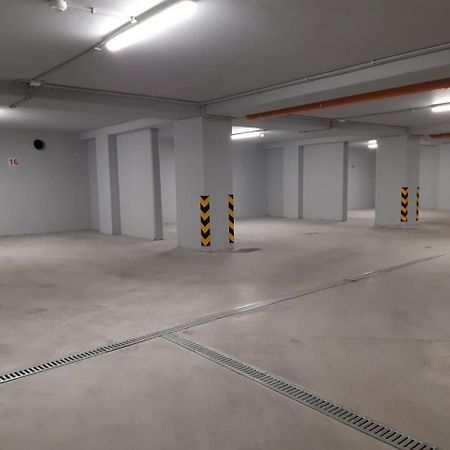 Plaza35 Aparthotel Sibiu Bagian luar foto