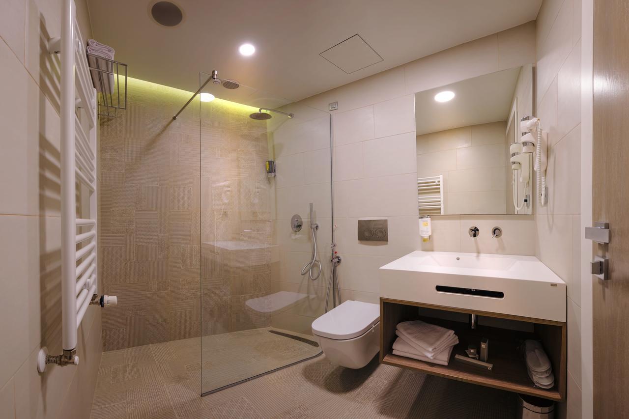 Plaza35 Aparthotel Sibiu Bagian luar foto