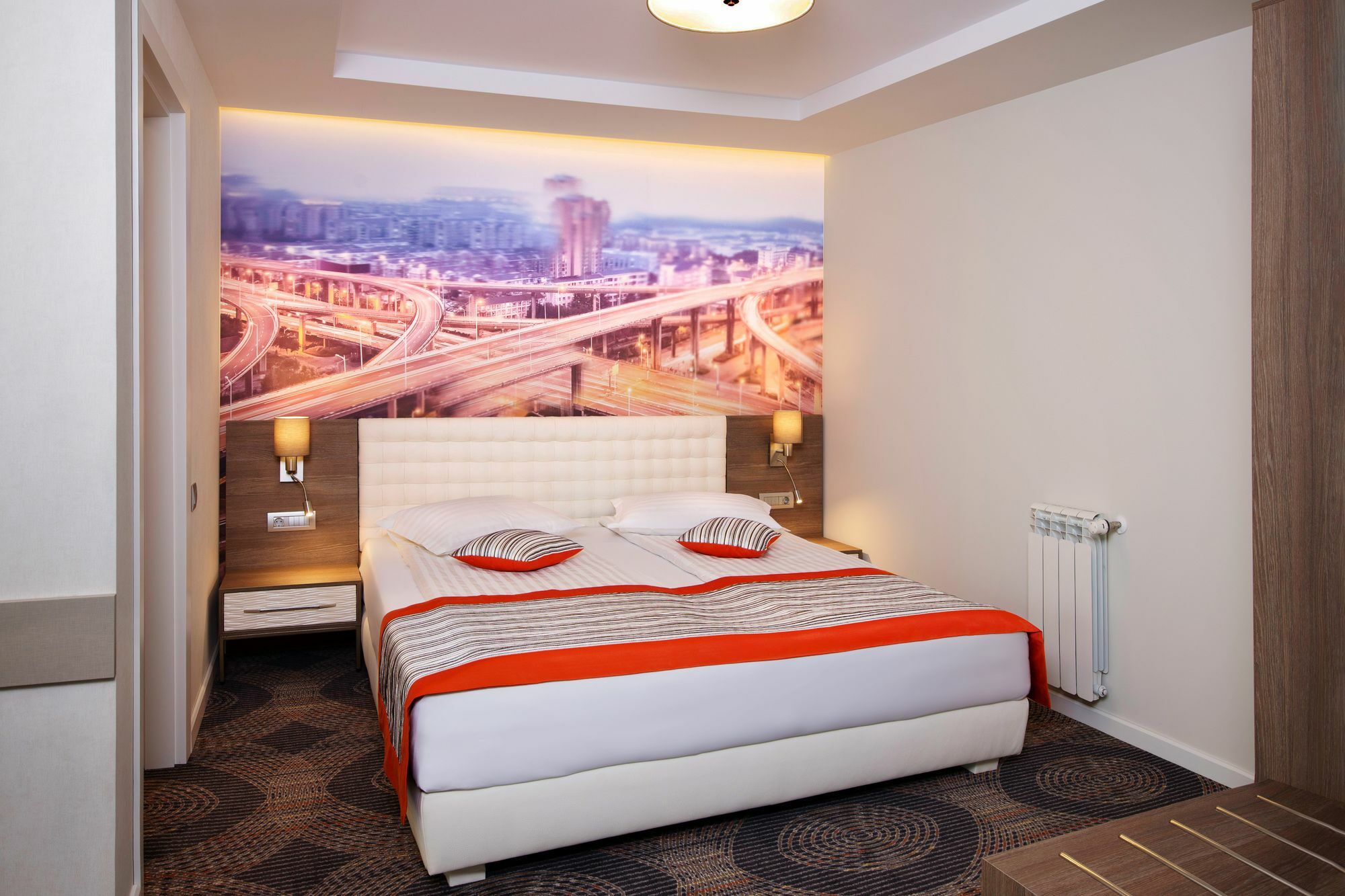 Plaza35 Aparthotel Sibiu Bagian luar foto