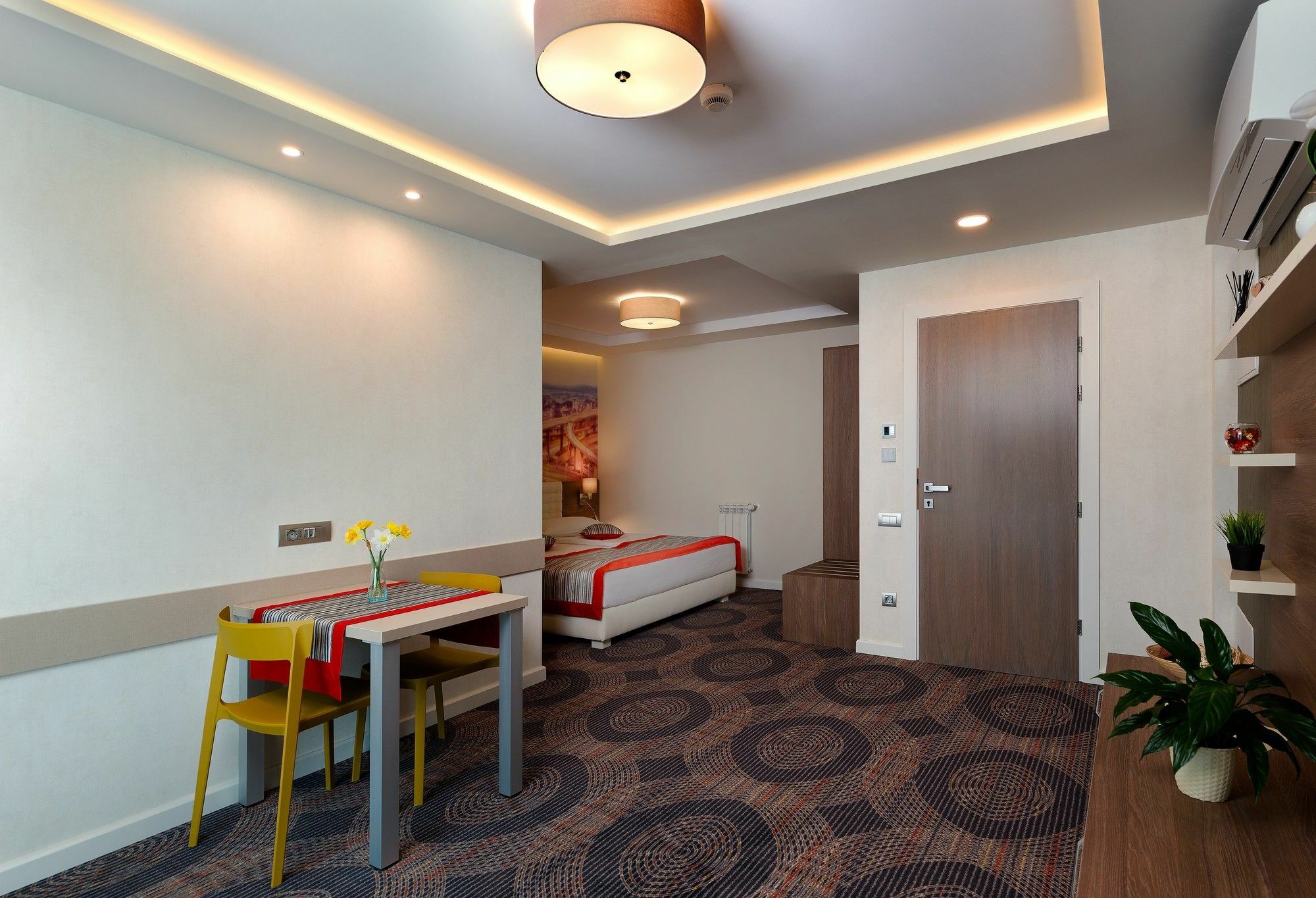 Plaza35 Aparthotel Sibiu Bagian luar foto